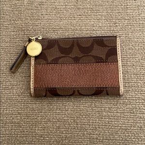 4 for $16 // COACH Coin Purse